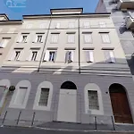Tarabochia 8 Tirabora Short Rent, Con Parcheggio Privato Trieste